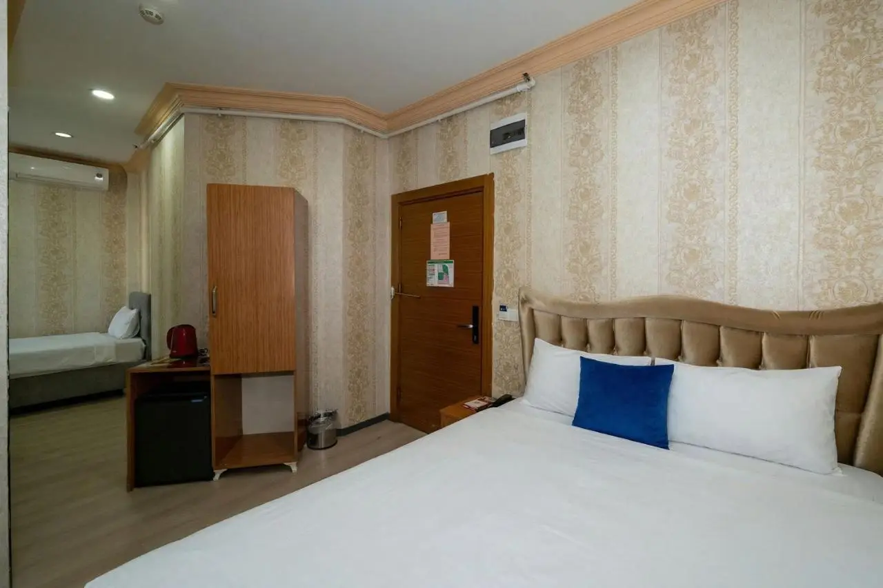 Maxwell Hotel