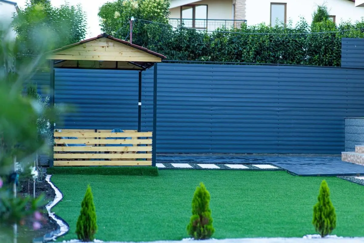 Brand-New 2BR House with Garden
