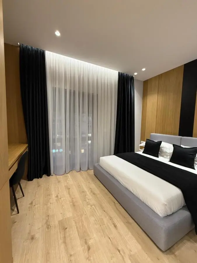 4 Rooms Tirana