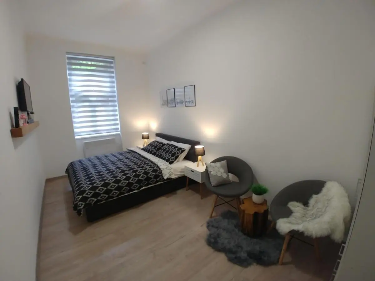 Apartments Sari