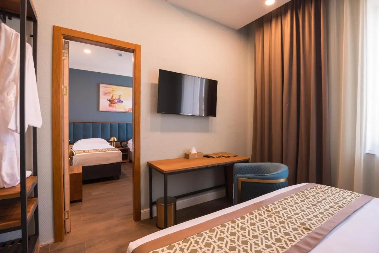 Grand Opera Hotel