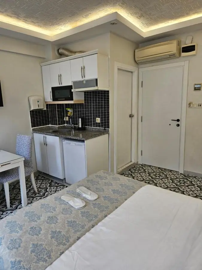 Lemon Residence