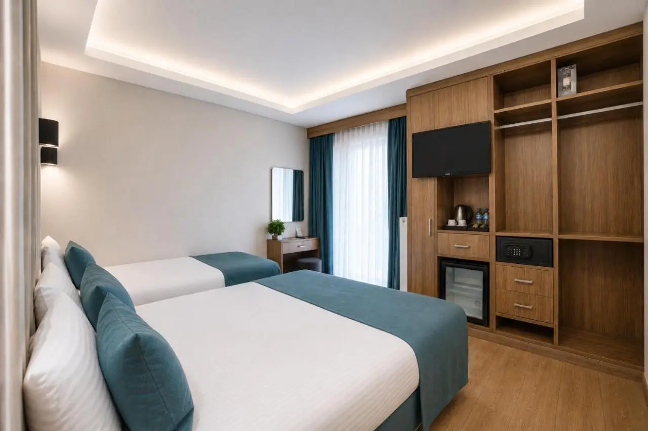 Weingart Black Tulip Hotel