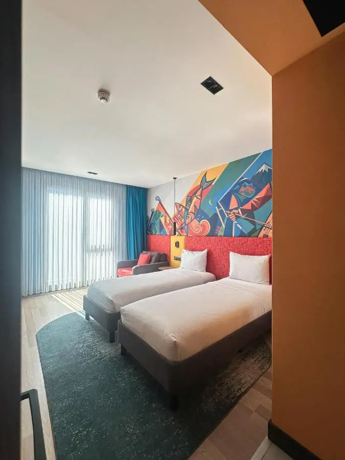 Axis Hotel