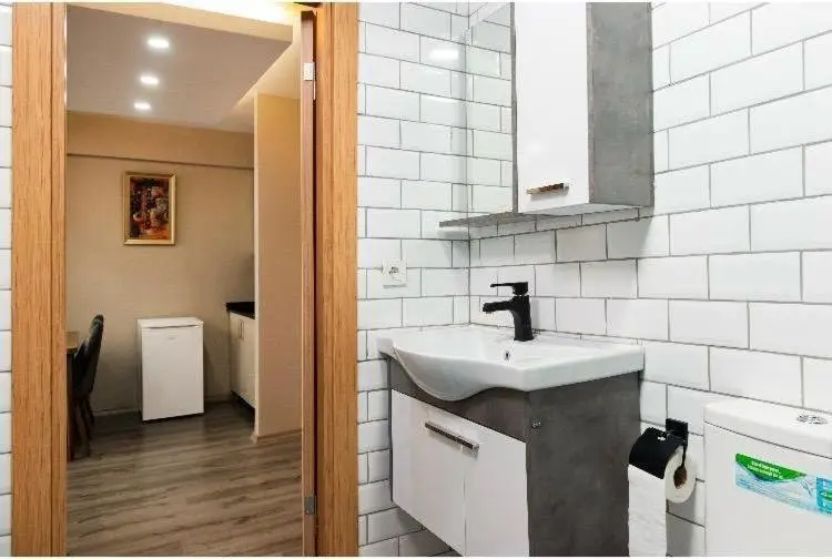 Saltanat Apartment