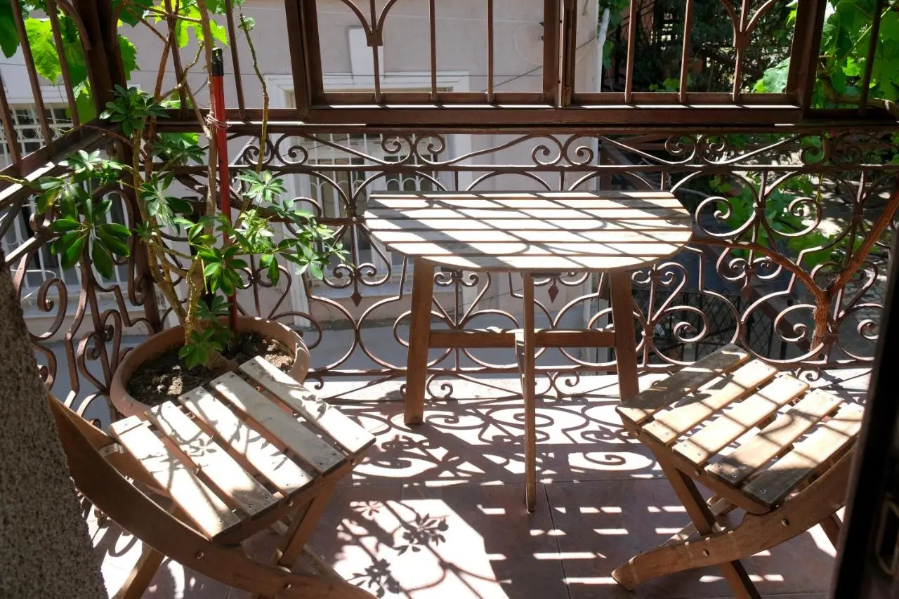 BFG Suites Leselidze
