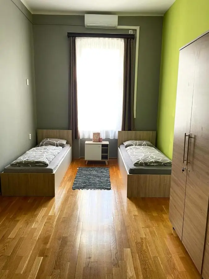 Apartment Pangea