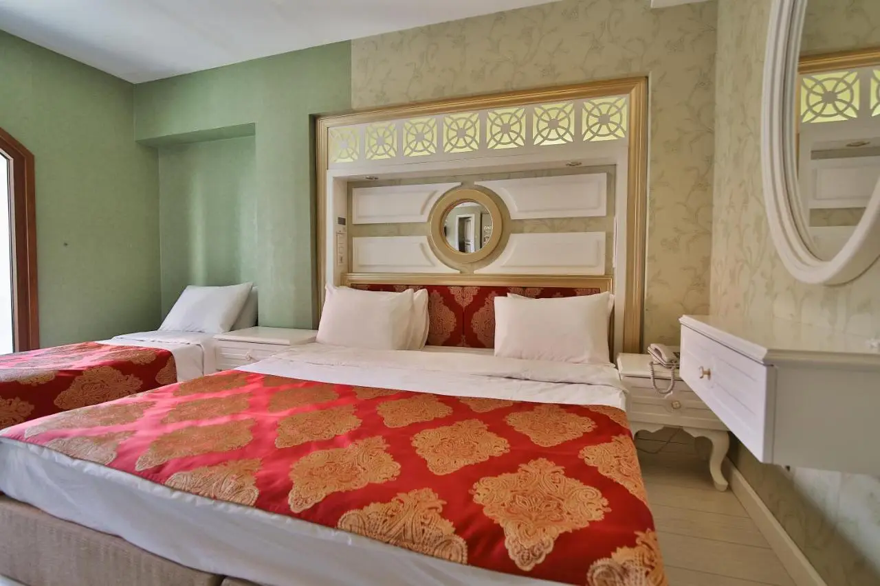 Hotel Queens Land