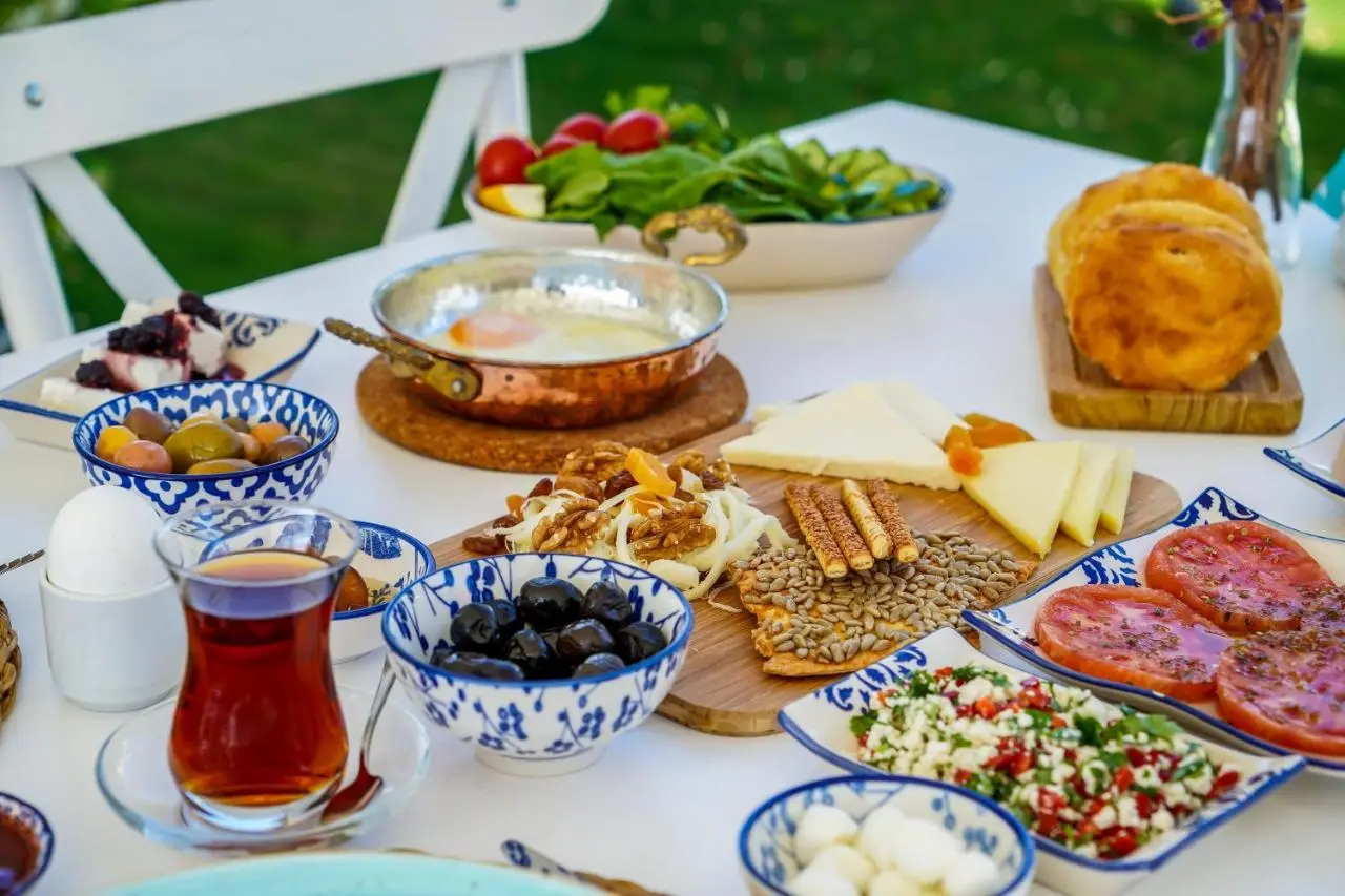 CEMAL ALAÇATI BUTİK HOTEL