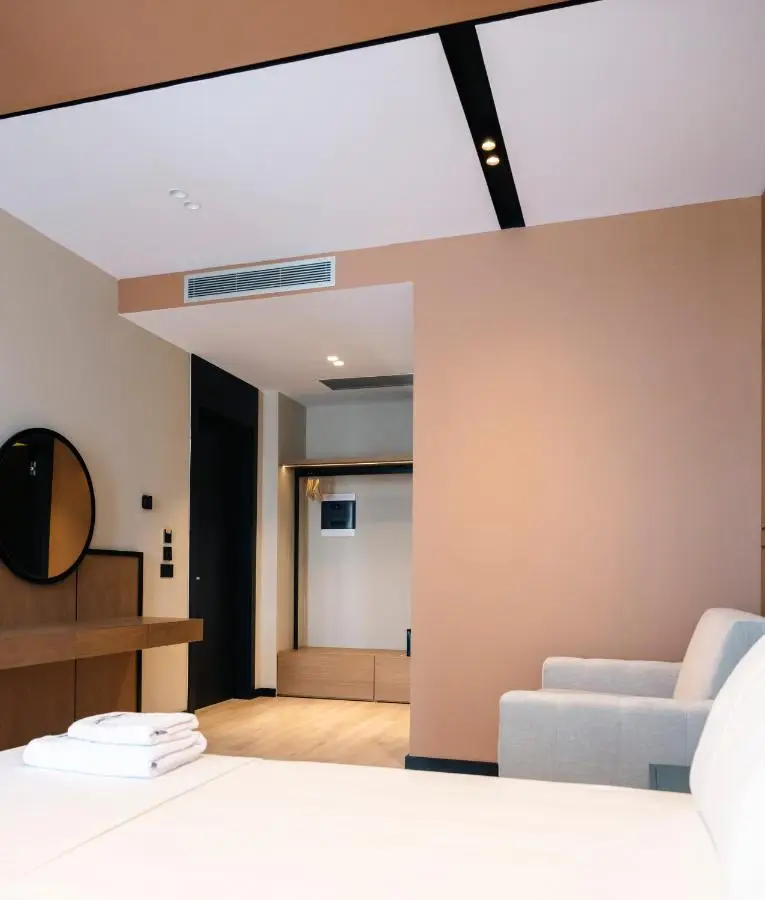 Green Light Hotel