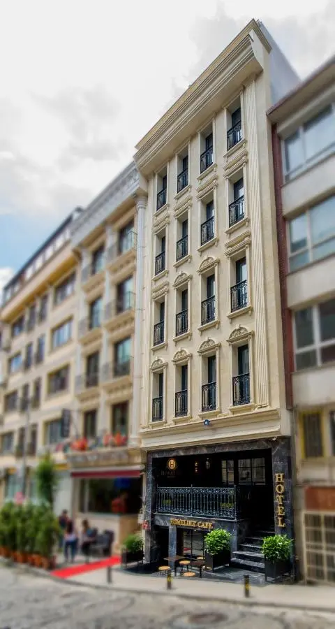 Homelike Hotel