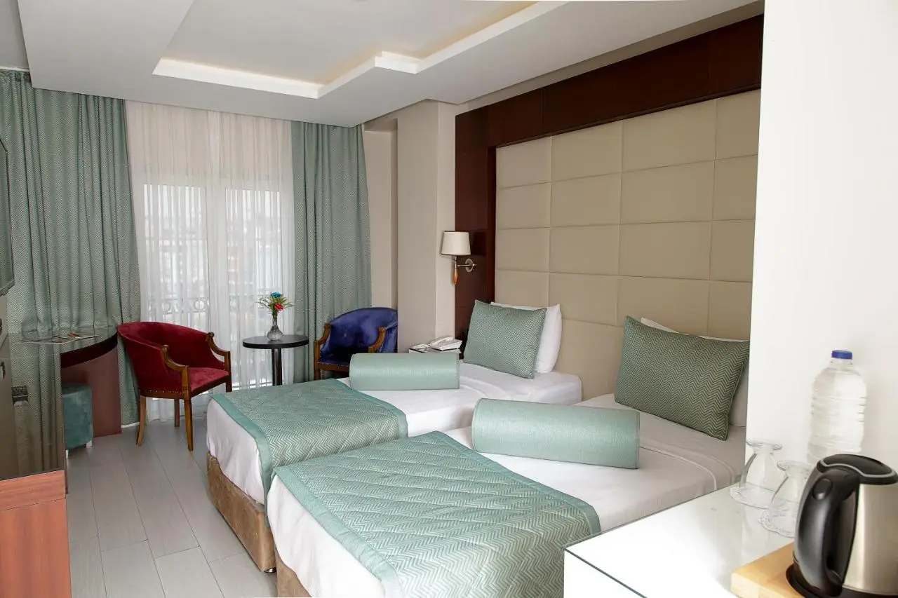 Vatan Asur Hotel