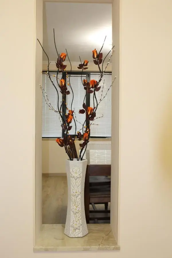 APARTMENT #27