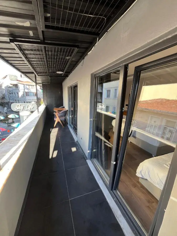 SkyLife OldCity Hotel