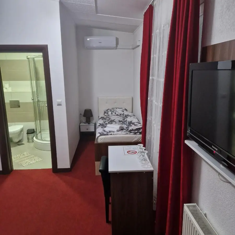 Motel Dreams