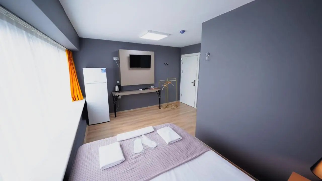 Luka Suit Hotel