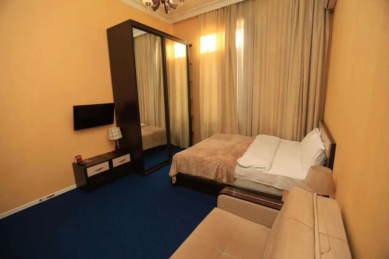 NH Nizami Hotel