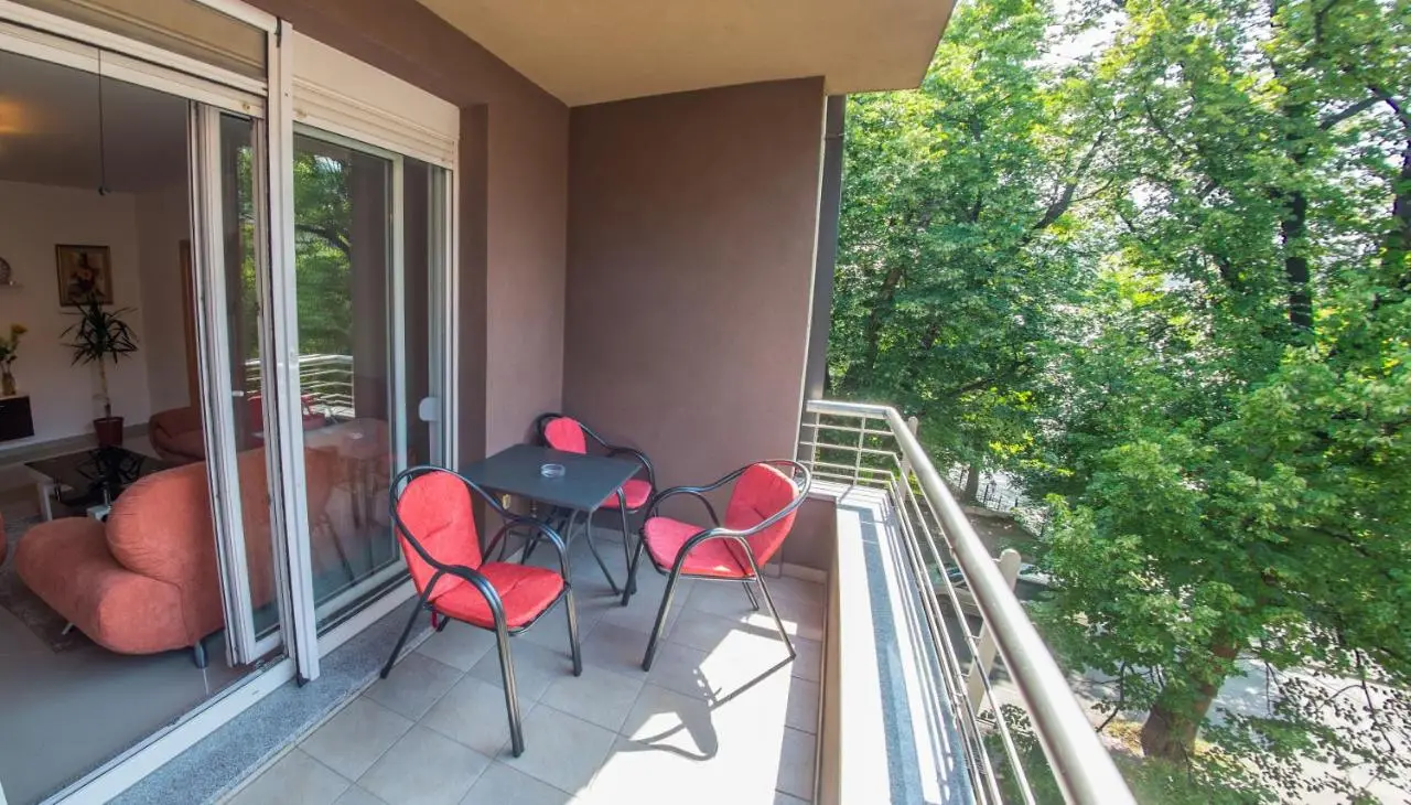 Apartment Enjoy free private parking