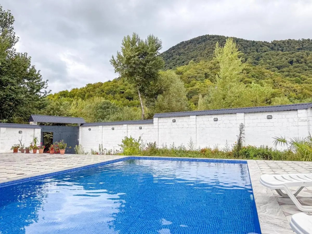 Qafqaz Riverside Chalet