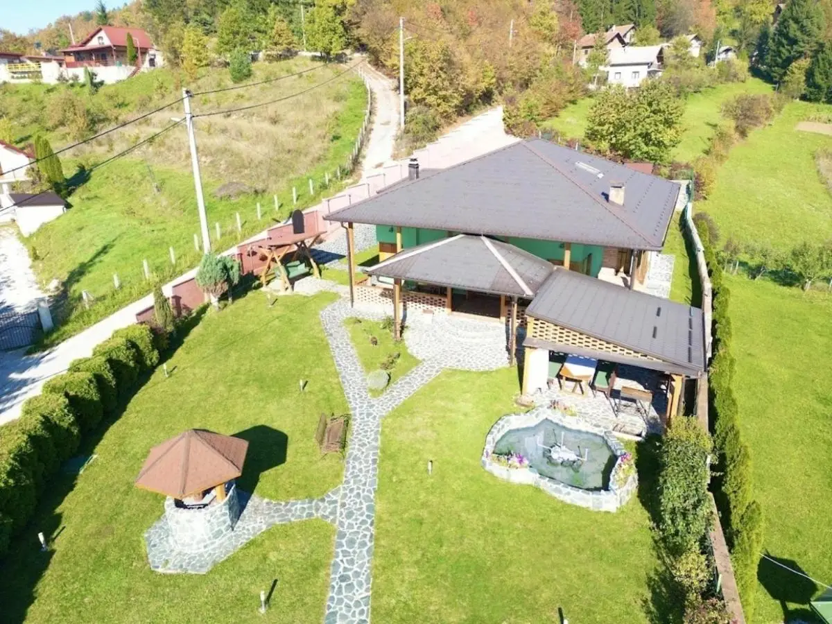 Holiday Home Green