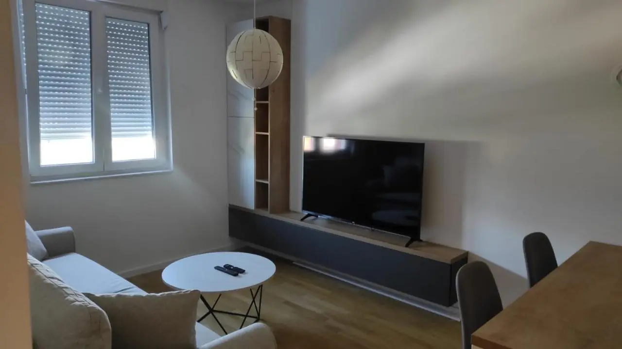 Airport Penthouse Apartments