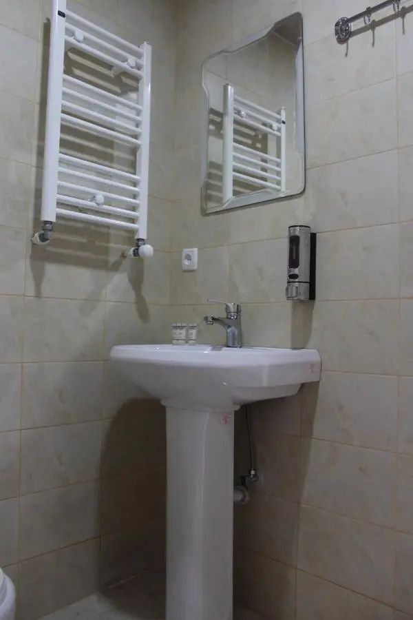 Rooms 3