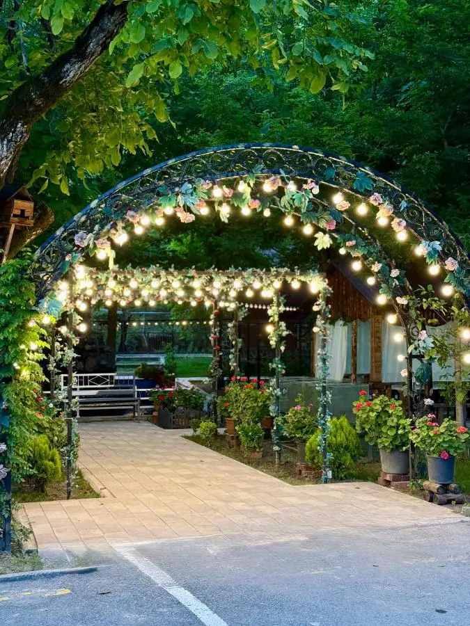 Nohurçay Cottages & Restaurant