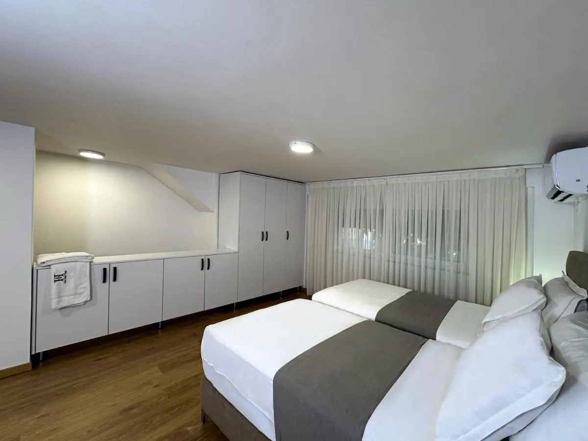 Home Select Tirana 2