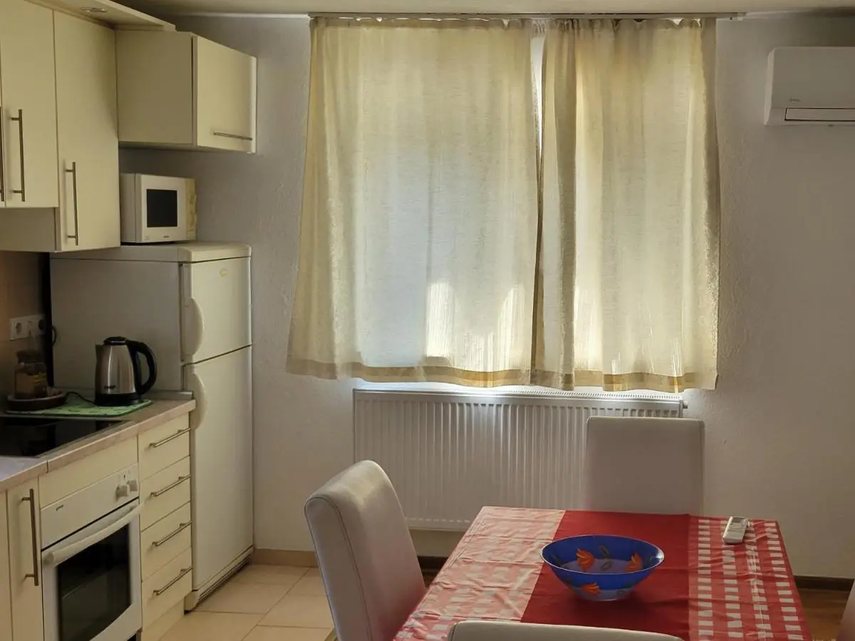 Apartment Dzeni