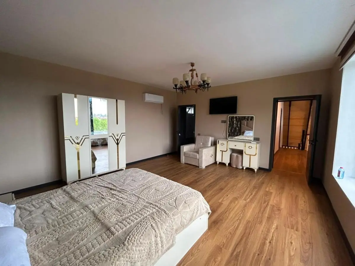 Roman's Spa & Villas