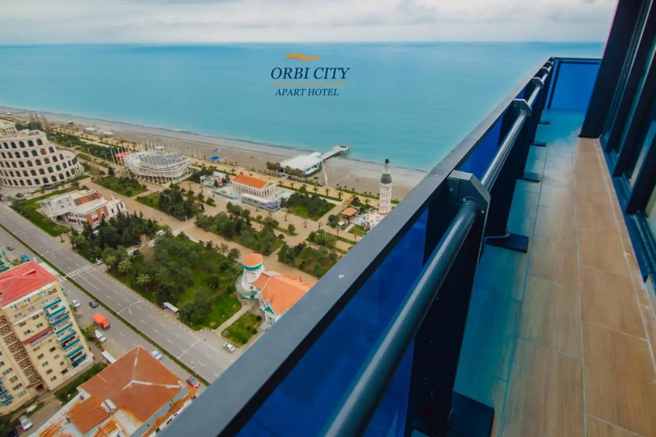 APART-HOTEL ORBI CITY