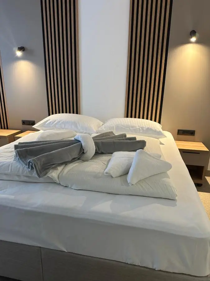 Hotel Almanas