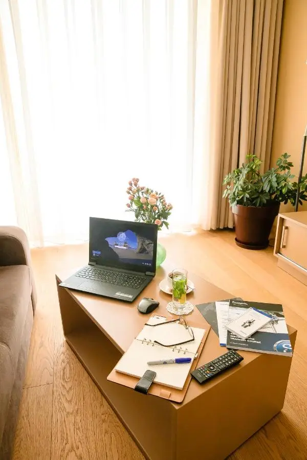 HomeBridge Hotel Apartments