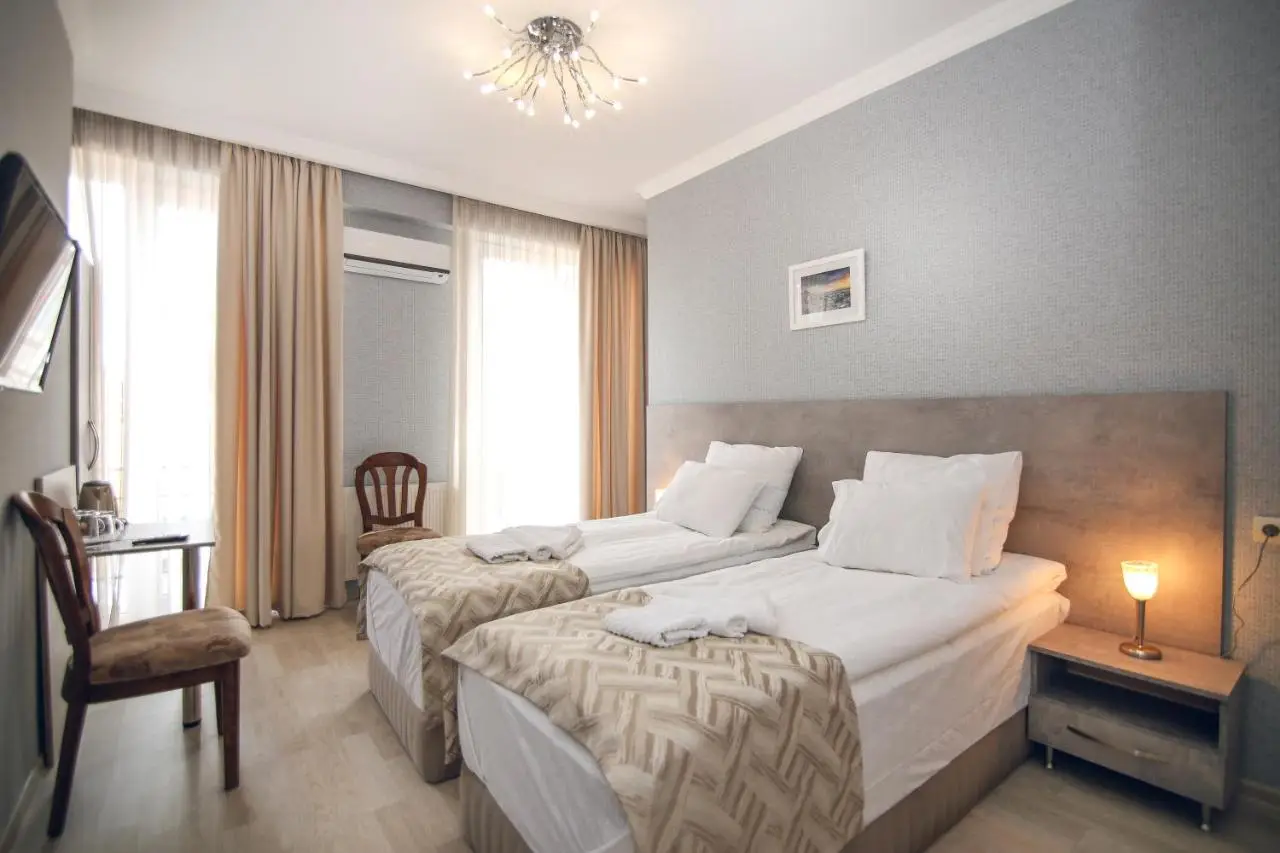 Hotel Kera