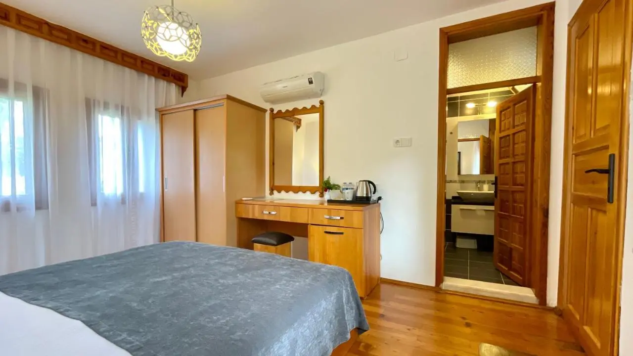 Aida Hotel