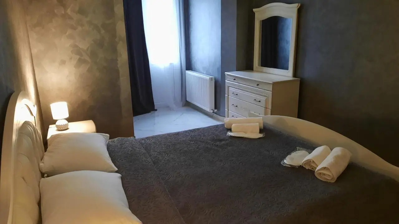 Makos Guest House