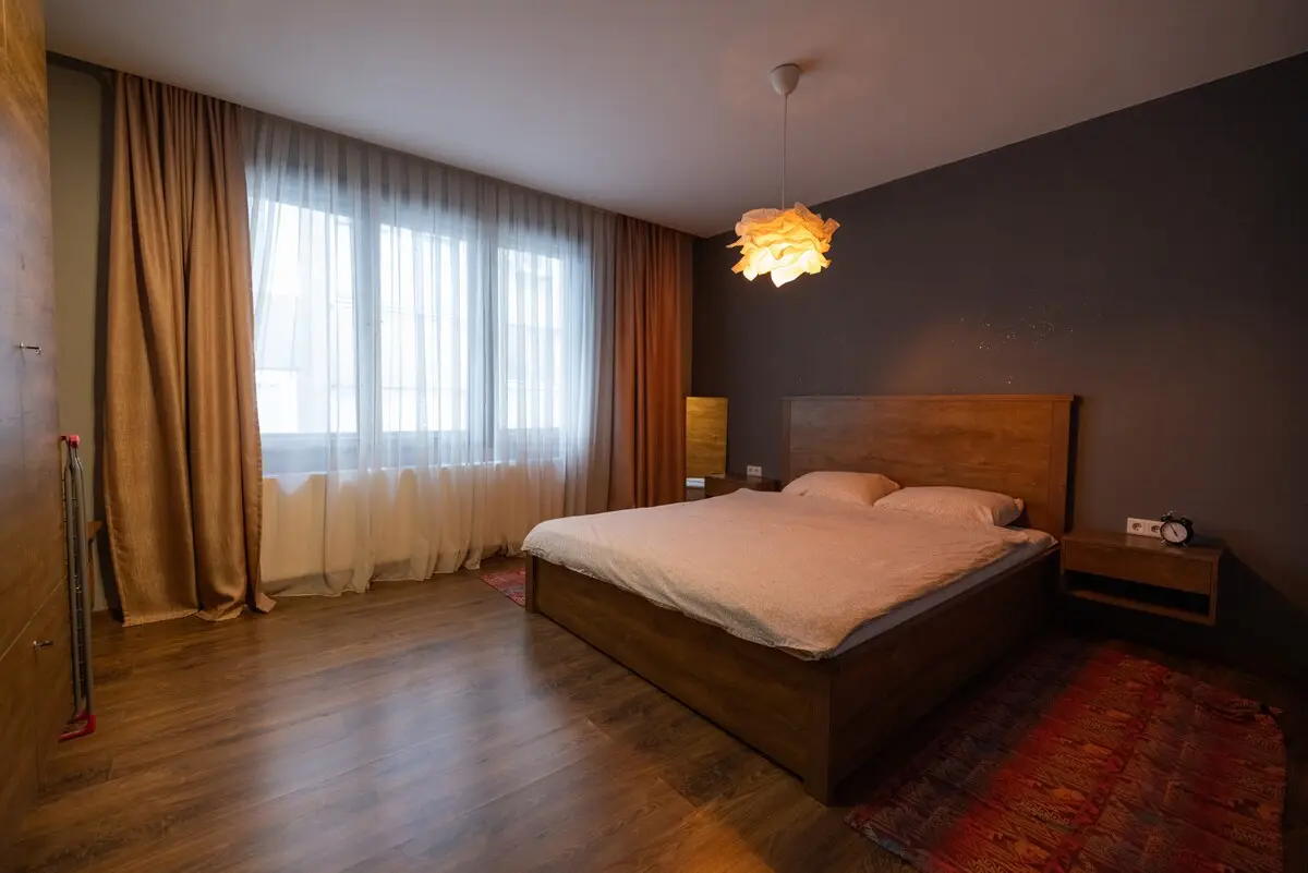 Modern home&King-Size Bed&Great internet