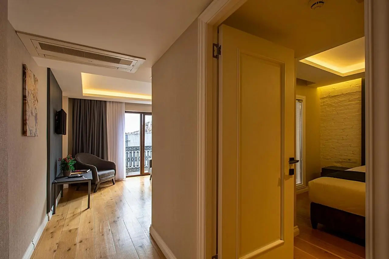 Moss Suites Hotel