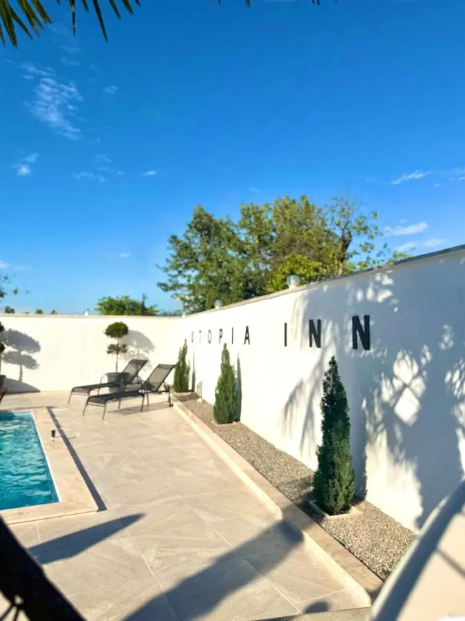 Utopia Inn უტოპია ინნ