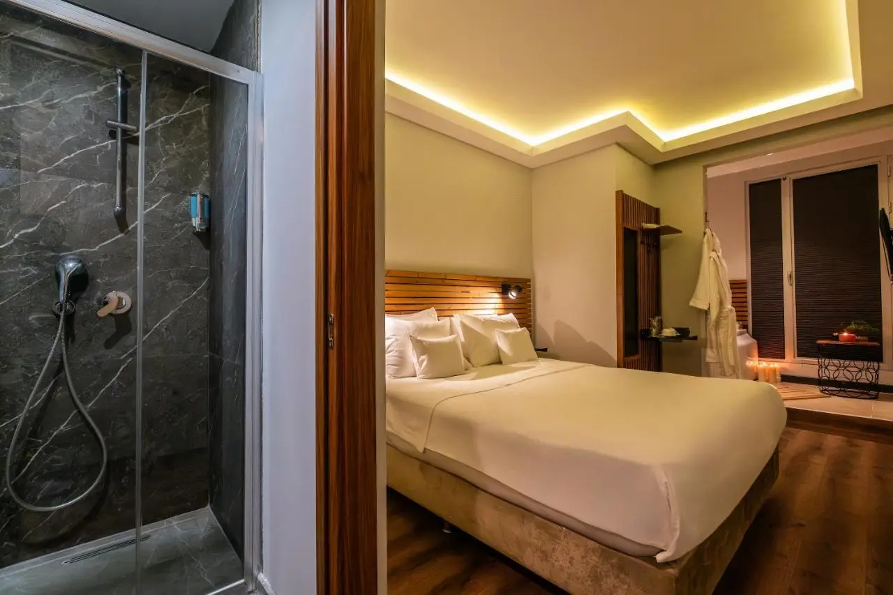 Discovery Hotel