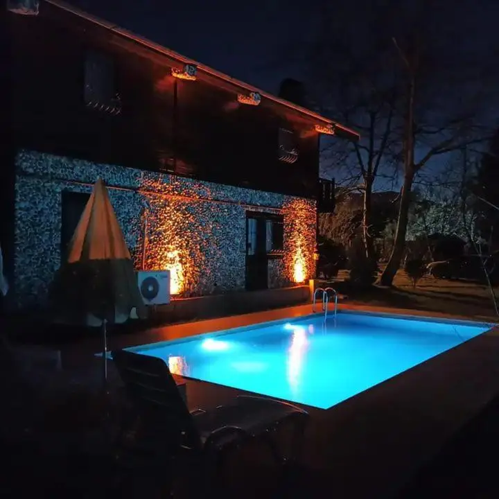 Sapanca Vi̇lla Bahce Şükriye Küçükal