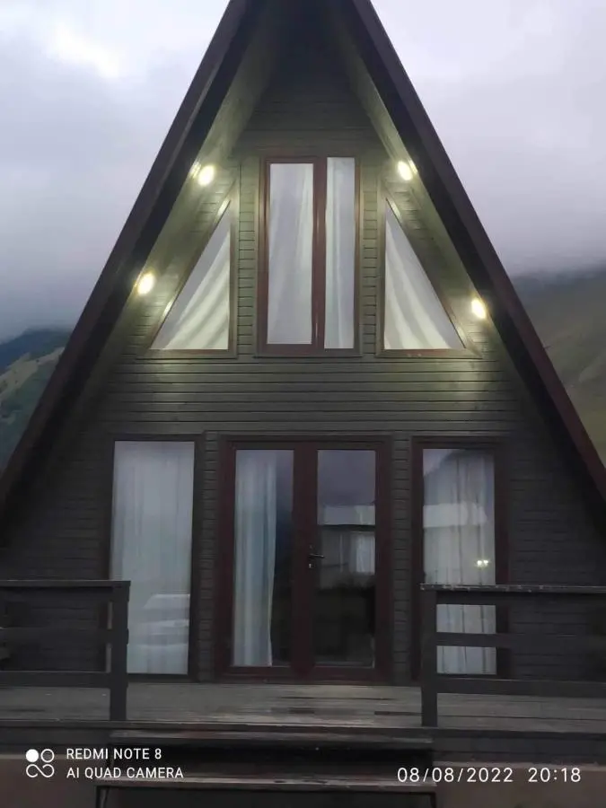 Kazbegi Mountain View Cottage