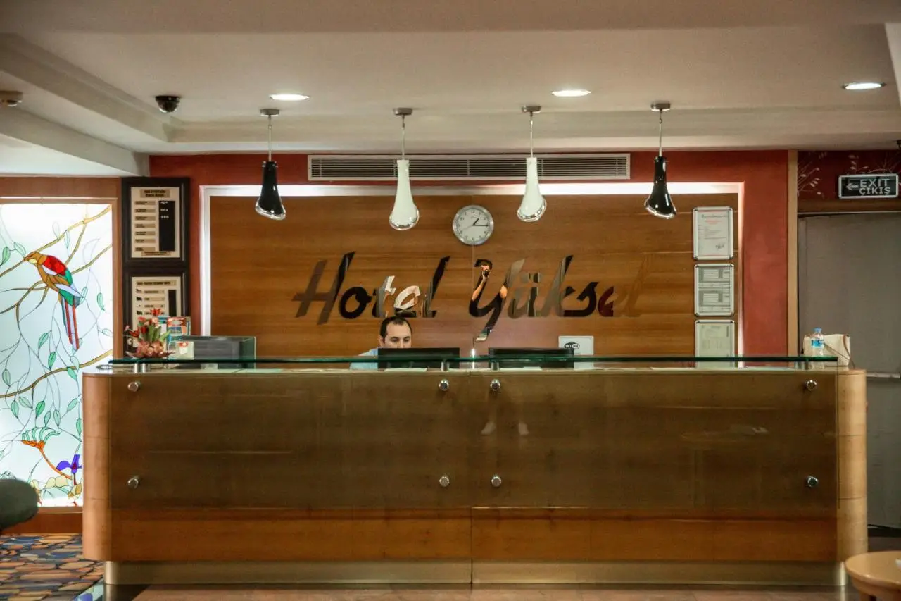 Yuksel Hotel