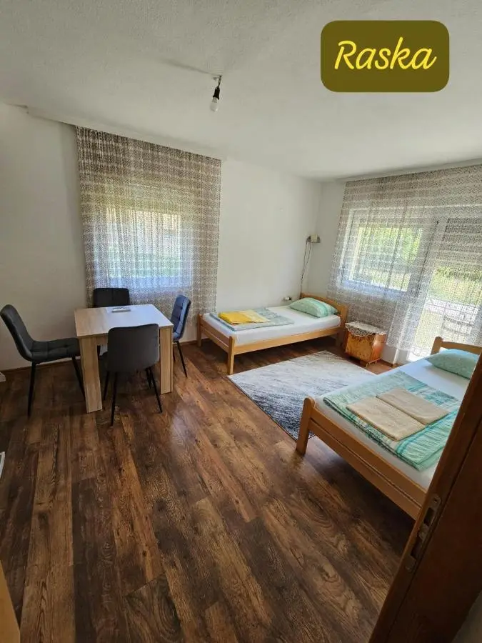 Omar, Una & Raska Apartmani