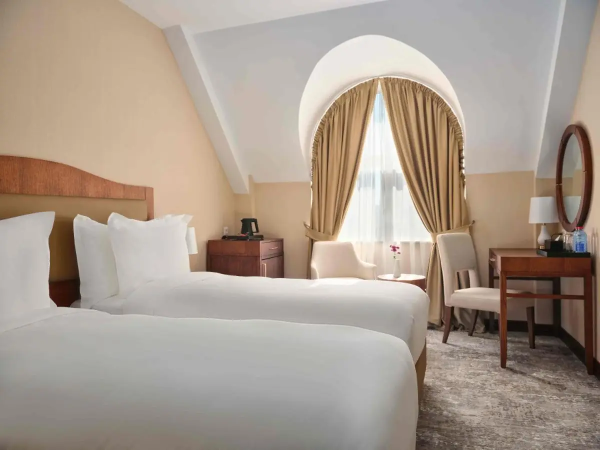 The Central Point Hotel Baku