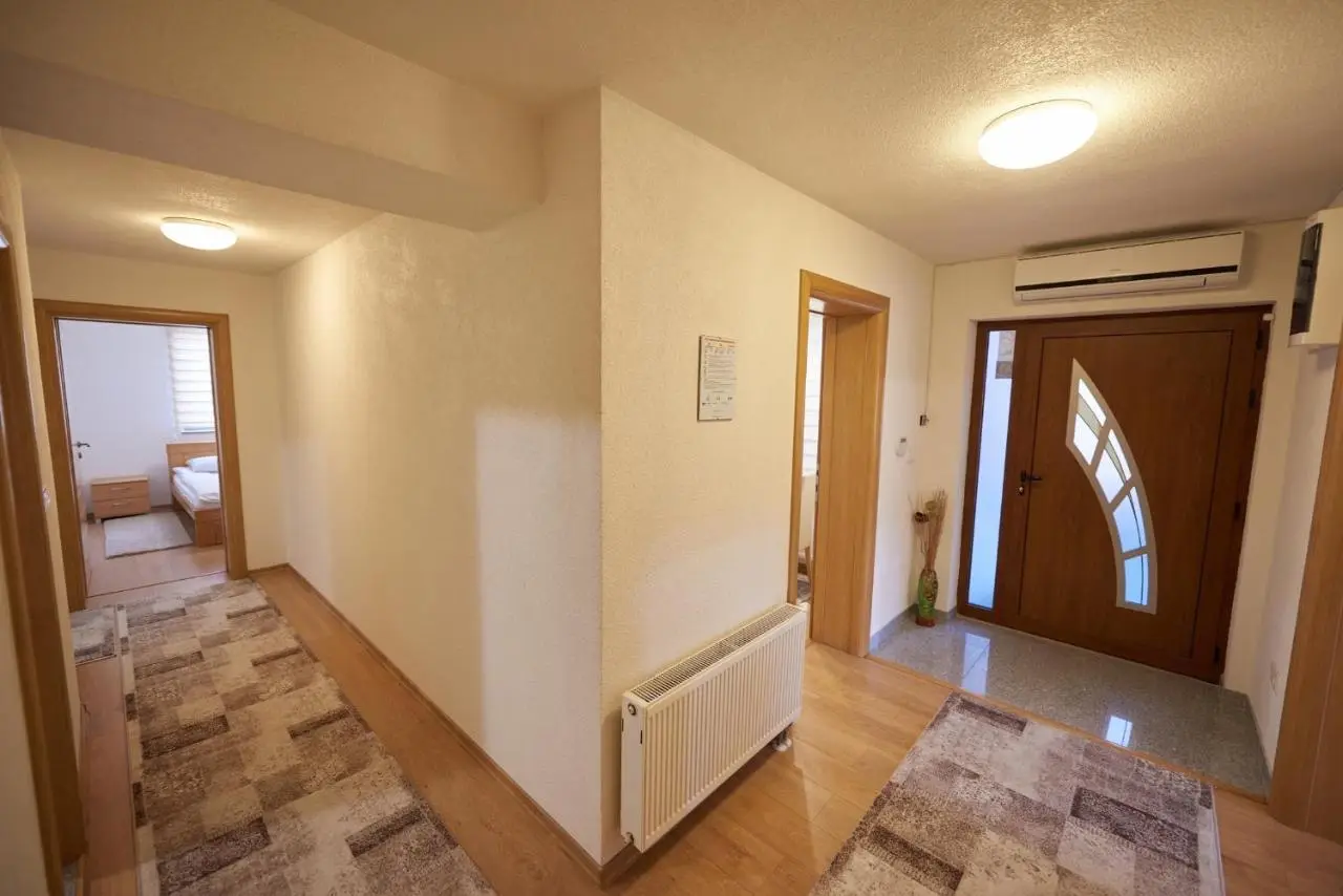 Grand Apartments