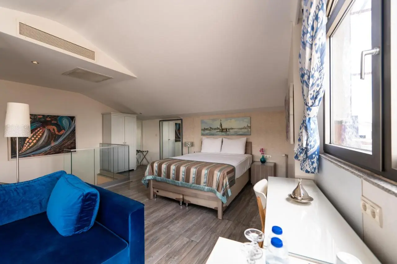 Elanaz Hotel
