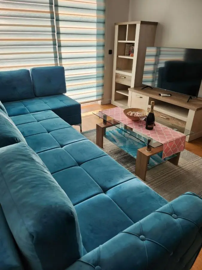 Luxury Blue Apartment Bulevar