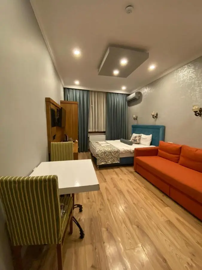 Riverland Suites Apart Hotel
