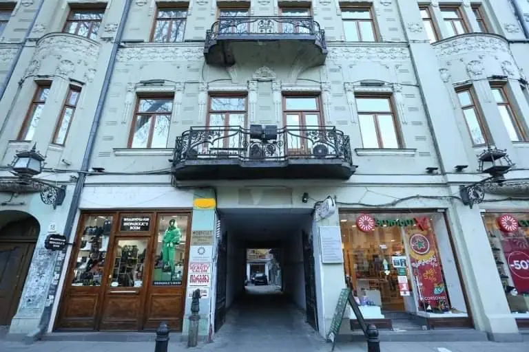 Luky apartment on Rustaveli Ave.